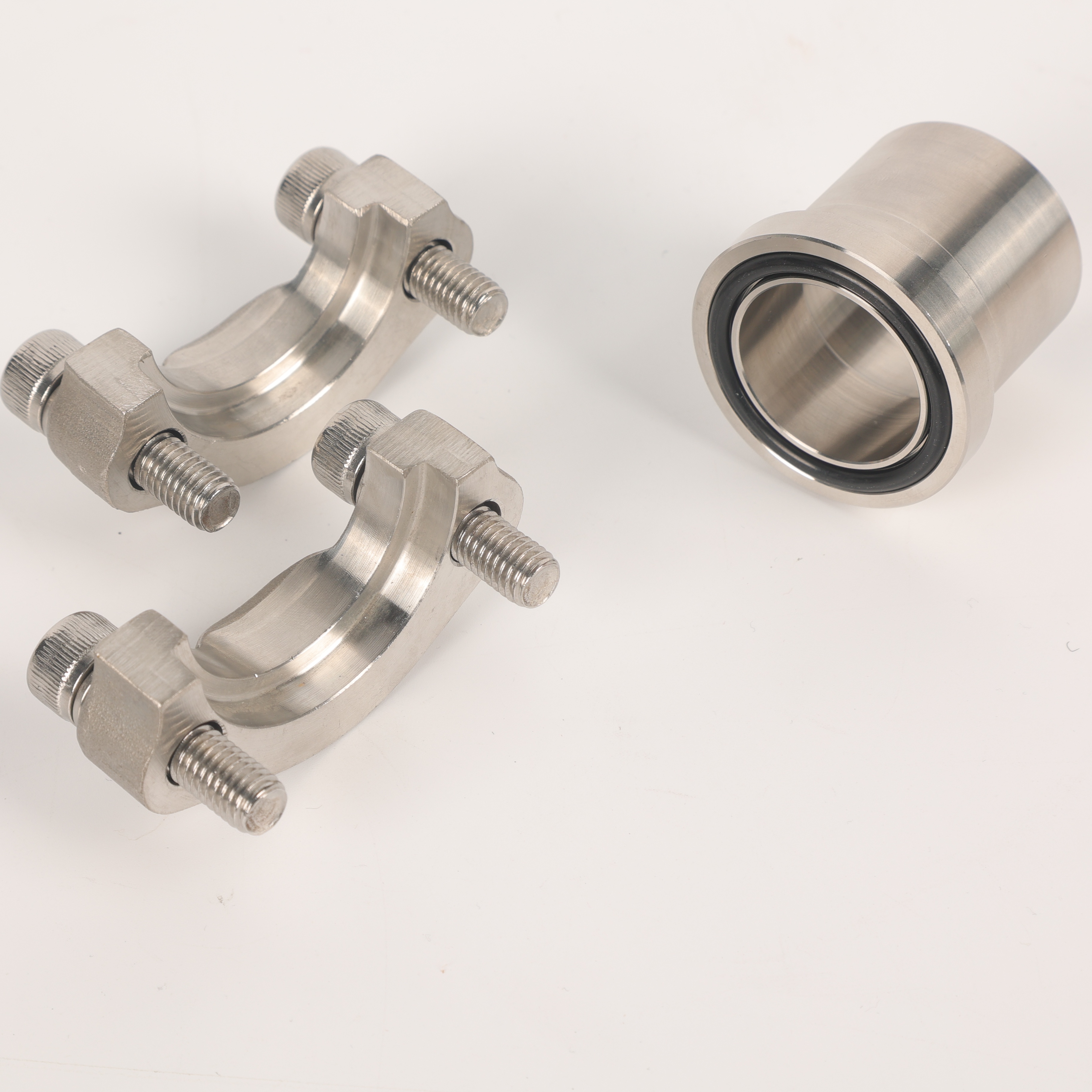 Hot Selling SAE Weld Neck Flange Stainless Steel Forged Polished with Locking Elements for Engineering Machinery